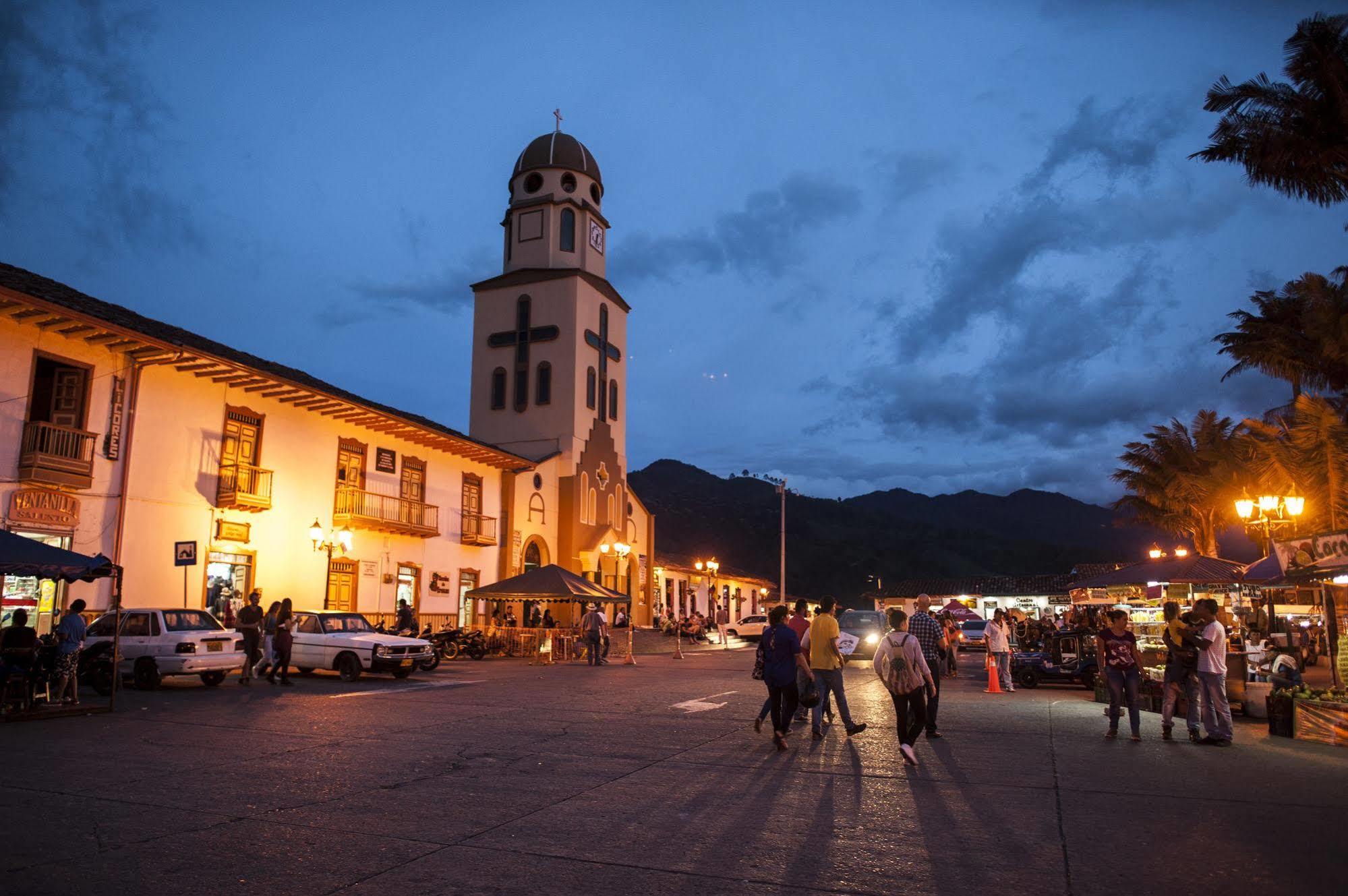 Hotel Salento Real Eje Cafetero ภายนอก รูปภาพ
